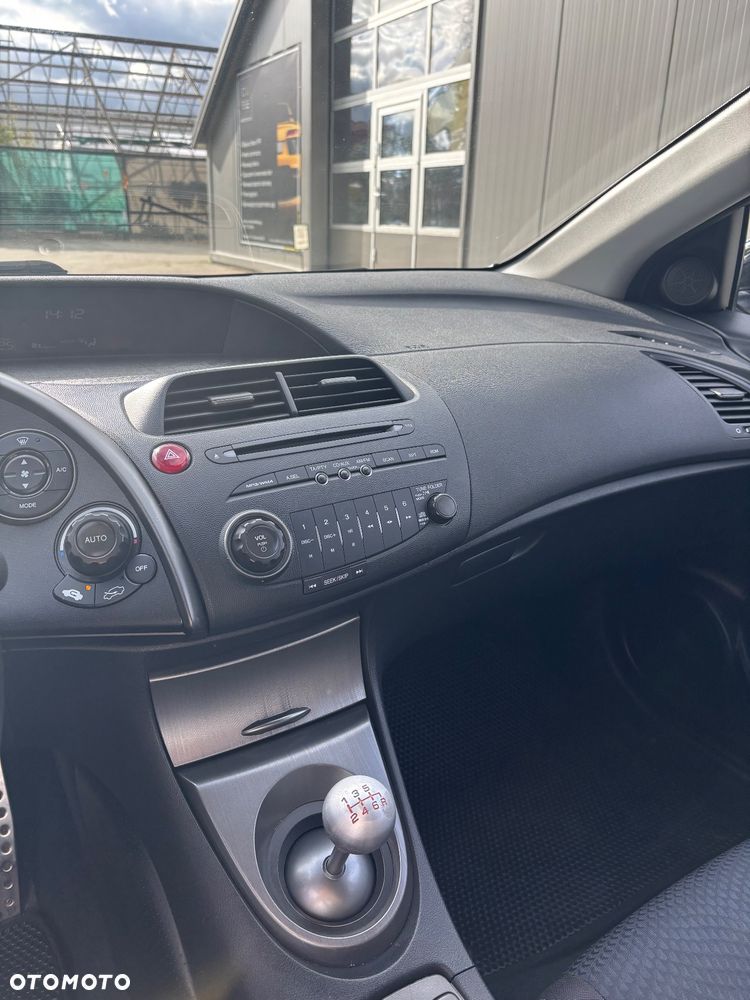 Honda Civic 1.8i-VTEC Sport - 13