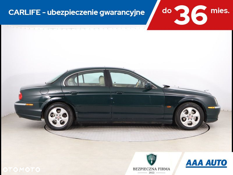 Jaguar S-Type - 7