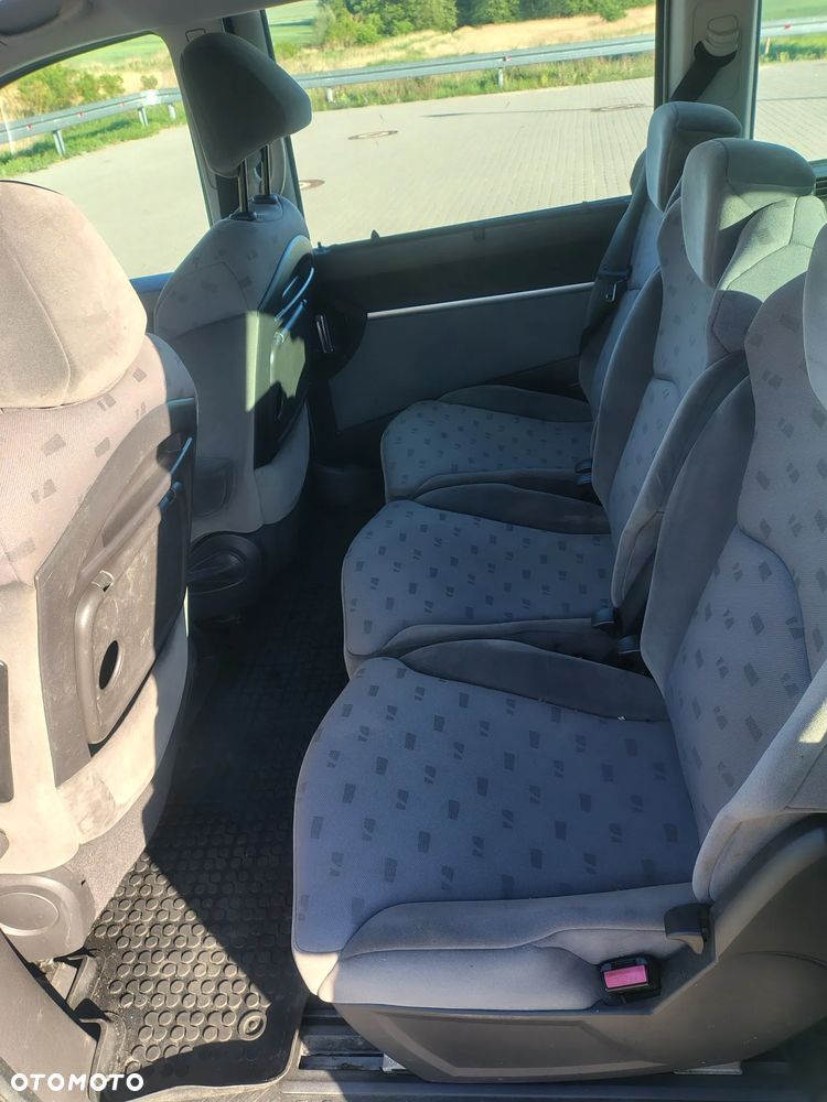 Peugeot 807 2.0 HDi Trendy - 7