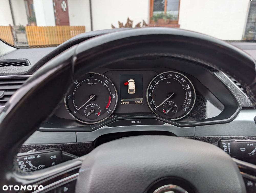 Skoda Superb 2.0 TDI 4x4 Ambition DSG - 8