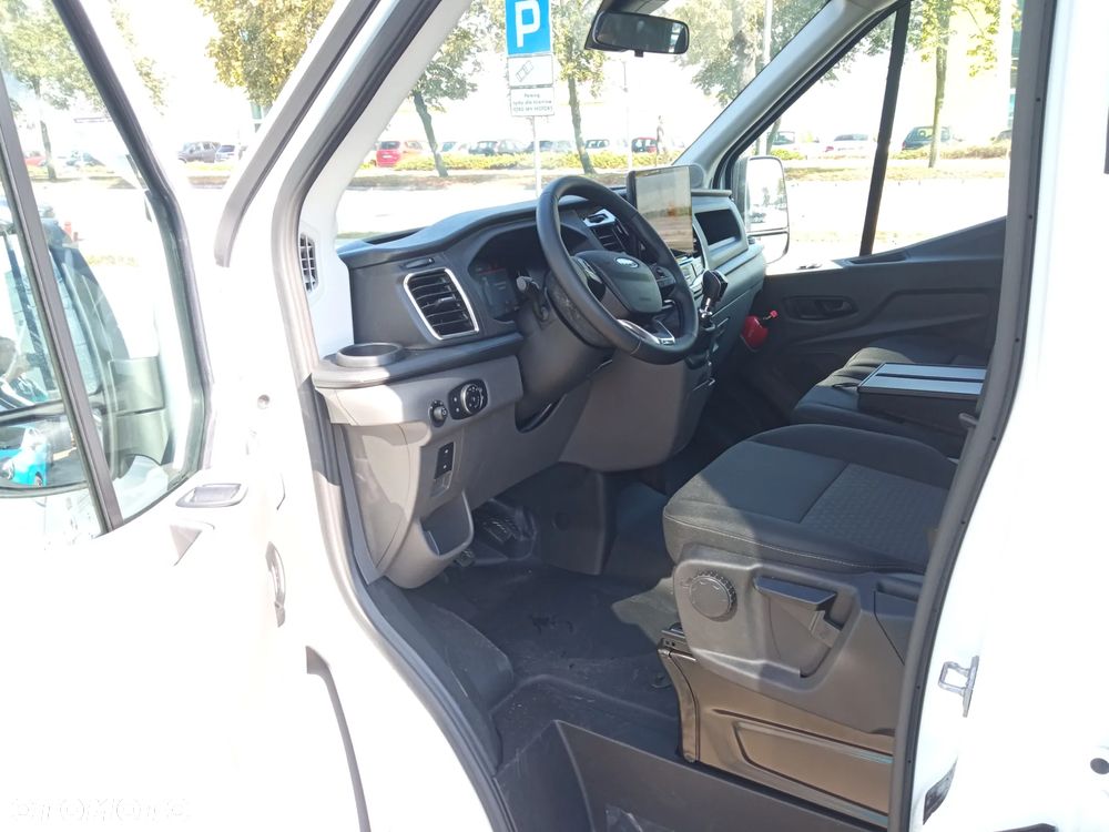Ford Transit - 8