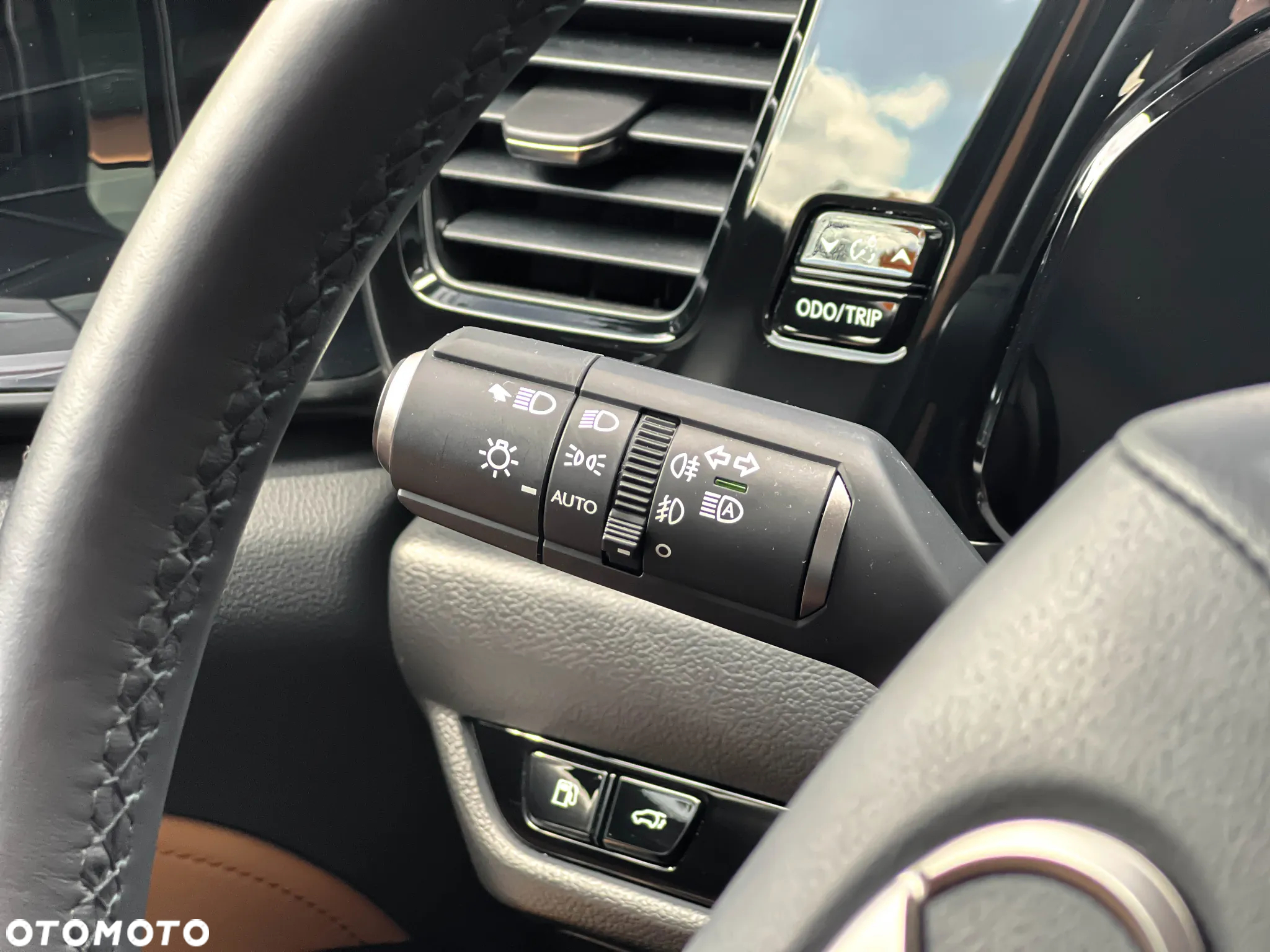 Lexus NX 350h Prestige AWD - 21