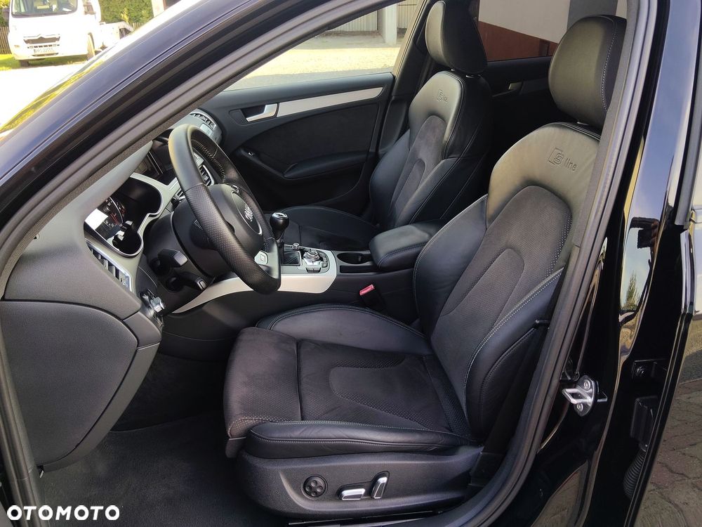 Audi A4 Avant 2.0 TDI DPF quattro S line Sportpaket - 25