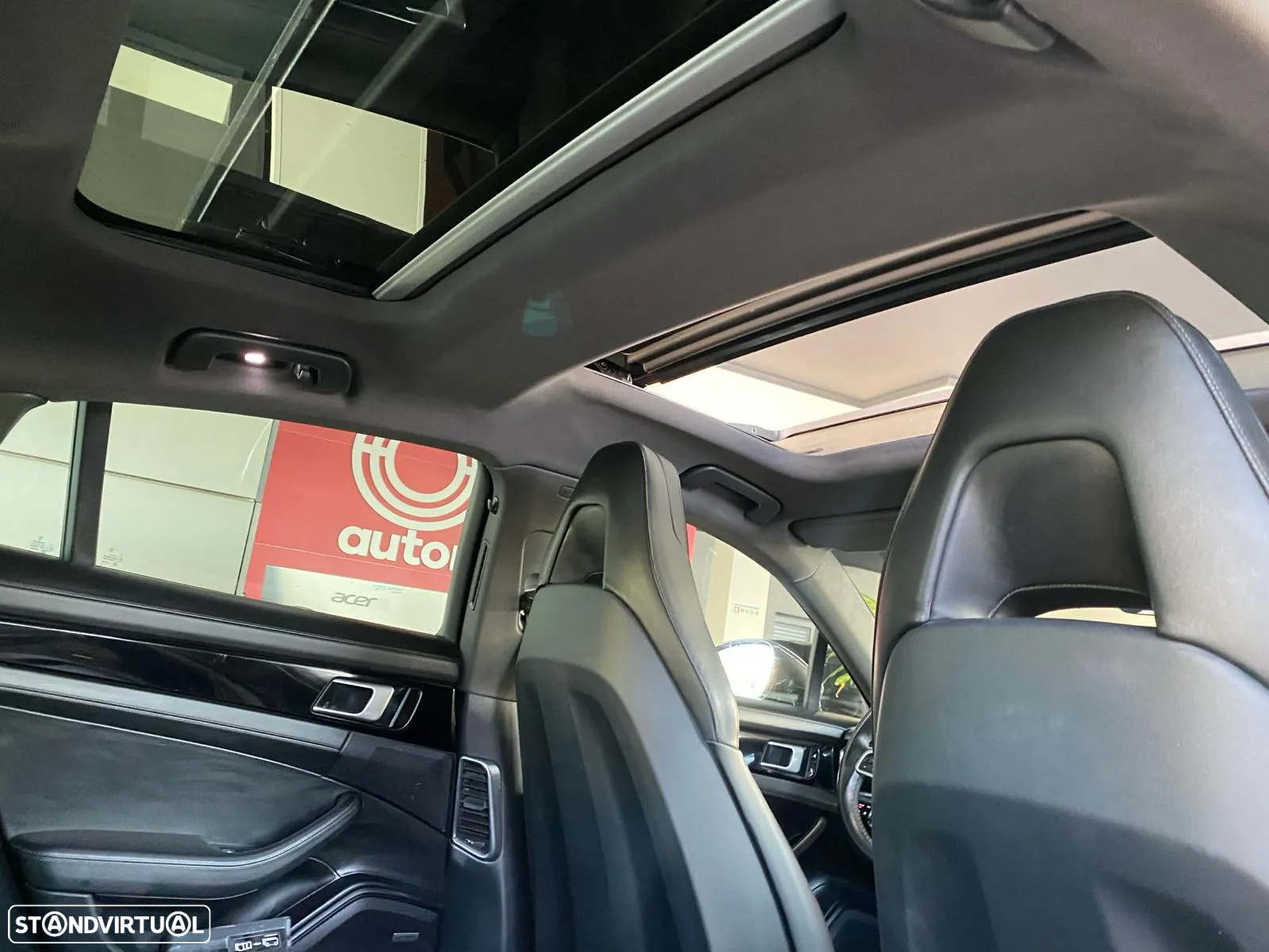 Porsche Panamera 4 E-Hybrid 10 Years Edition - 46