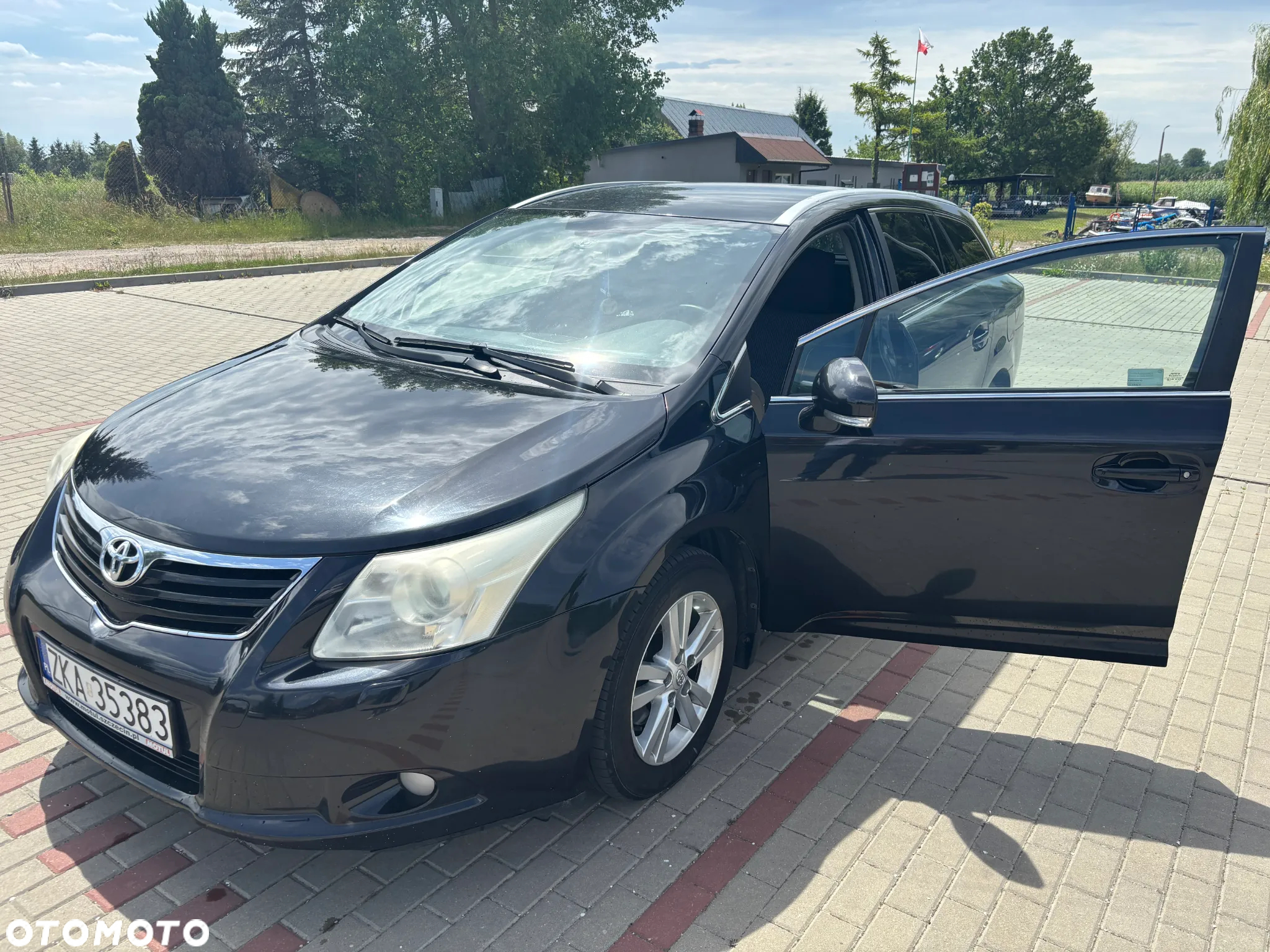 Toyota Avensis 1.8 Luna EU5 - 3