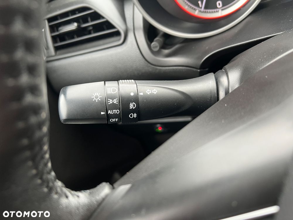 Suzuki Swift 1.2 Premium Plus - 23