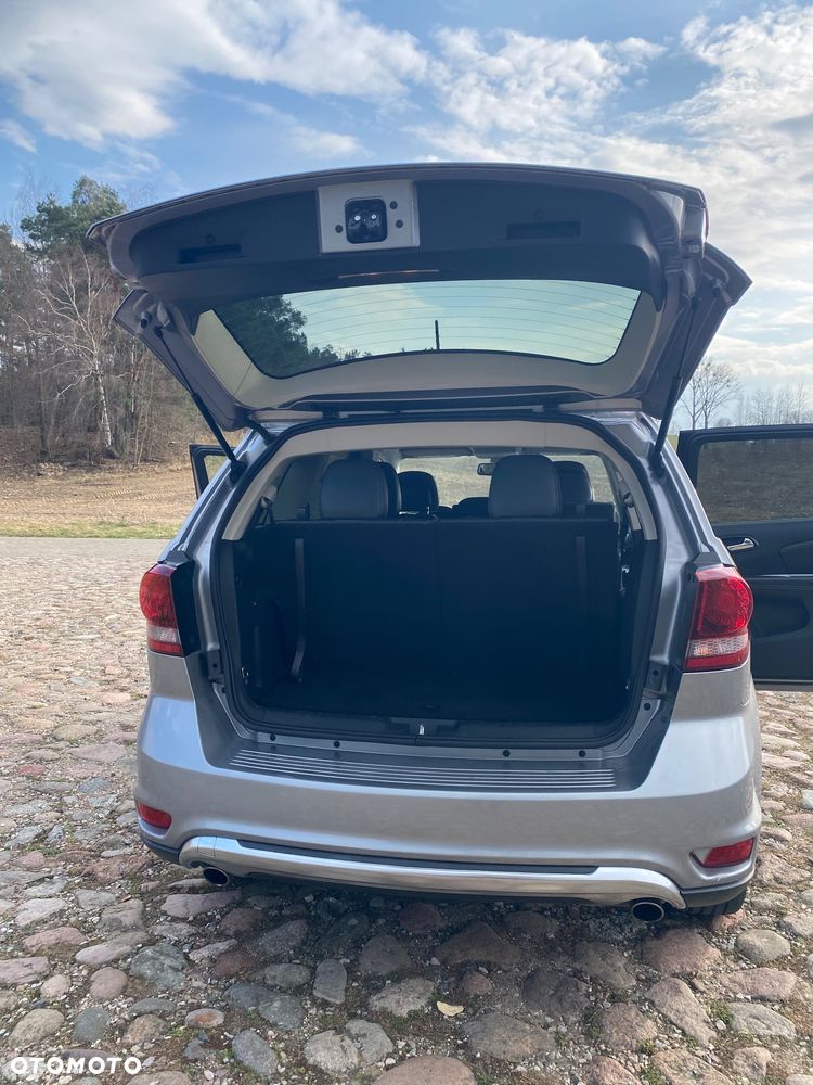 Dodge Journey - 10