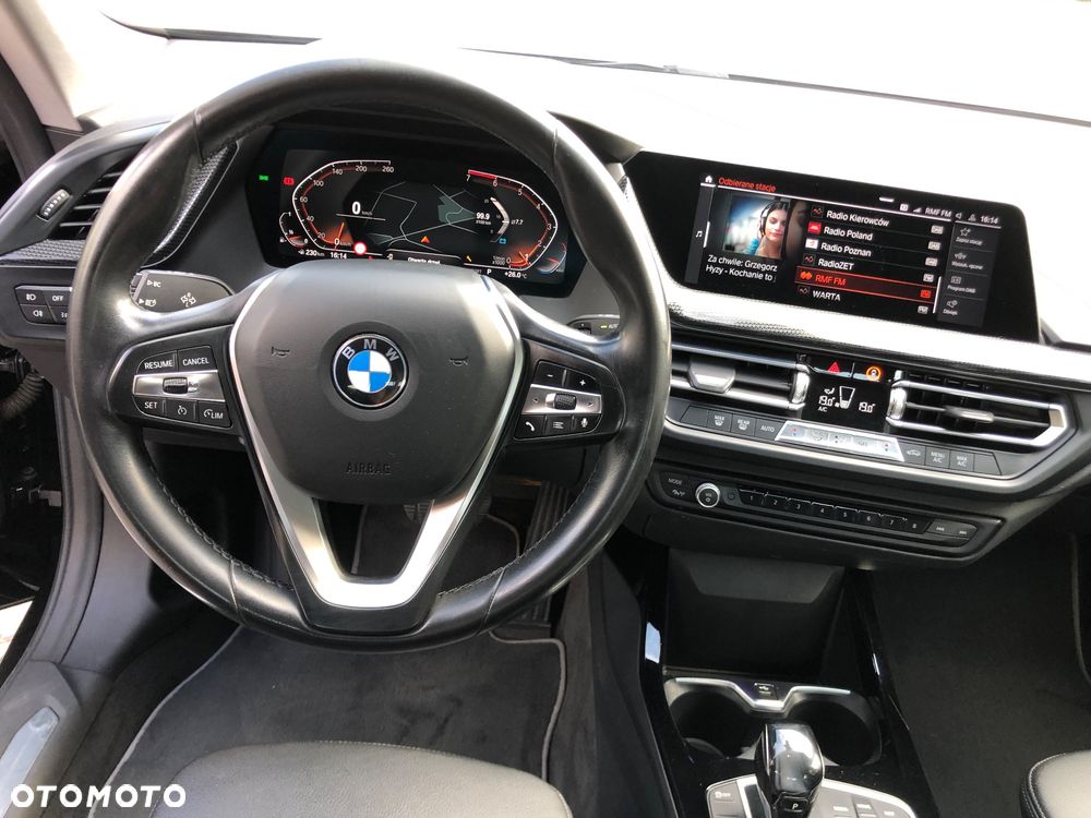 BMW Seria 2 218i Sport Line - 9