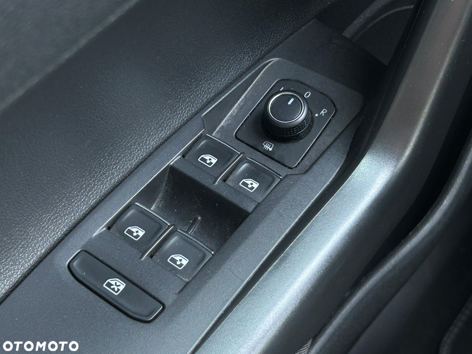 Volkswagen Polo 1.0 TSI Comfortline DSG - 19