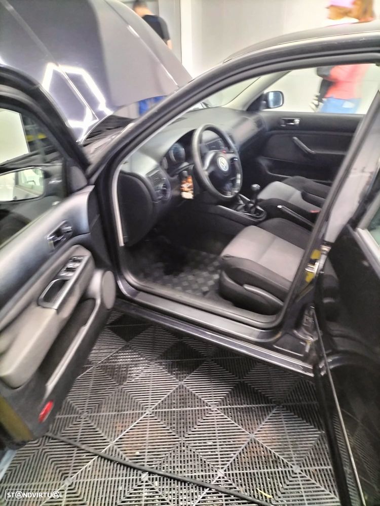 VW Golf 1.9 TDi Confortline AC - 10