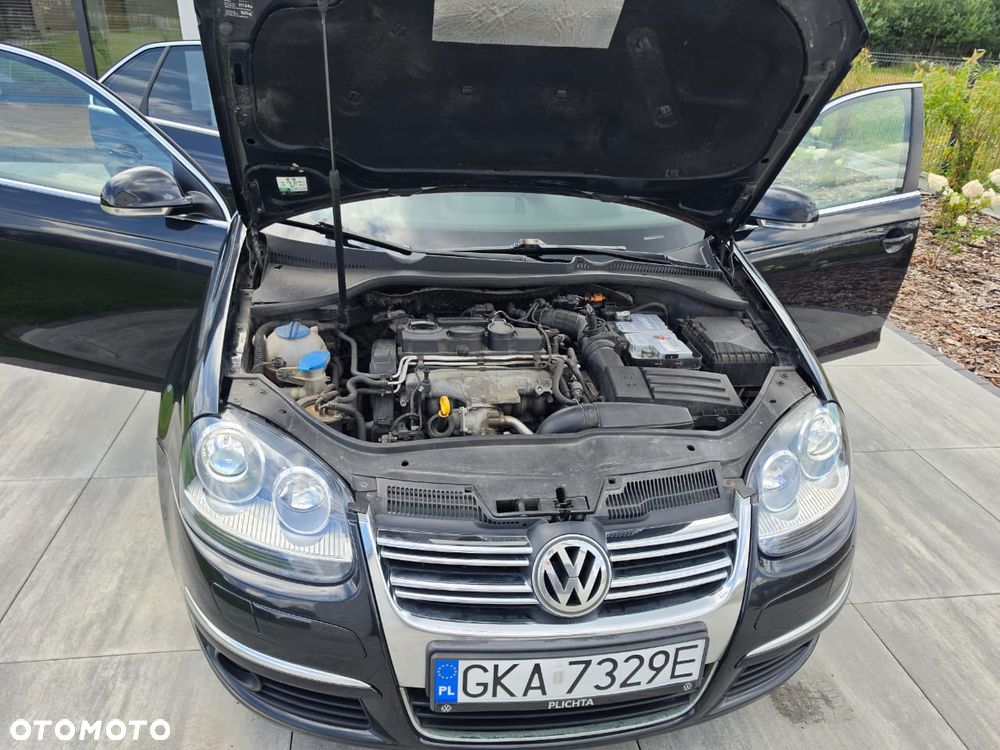 Volkswagen Jetta 2.0 TDI DPF Comfortline - 34