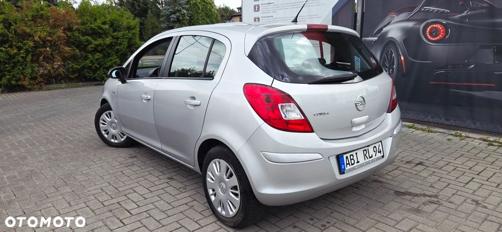 Opel Corsa 1.2 16V Enjoy - 8