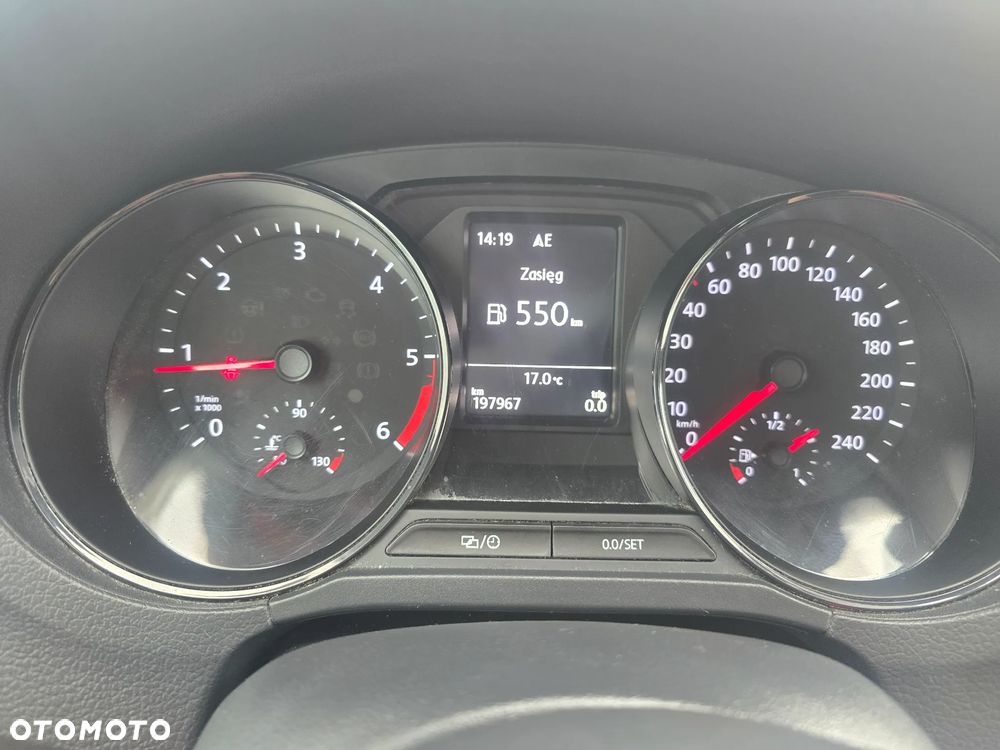 Volkswagen Polo 1.4 TDI (Blue Motion Technology) Comfortline - 23
