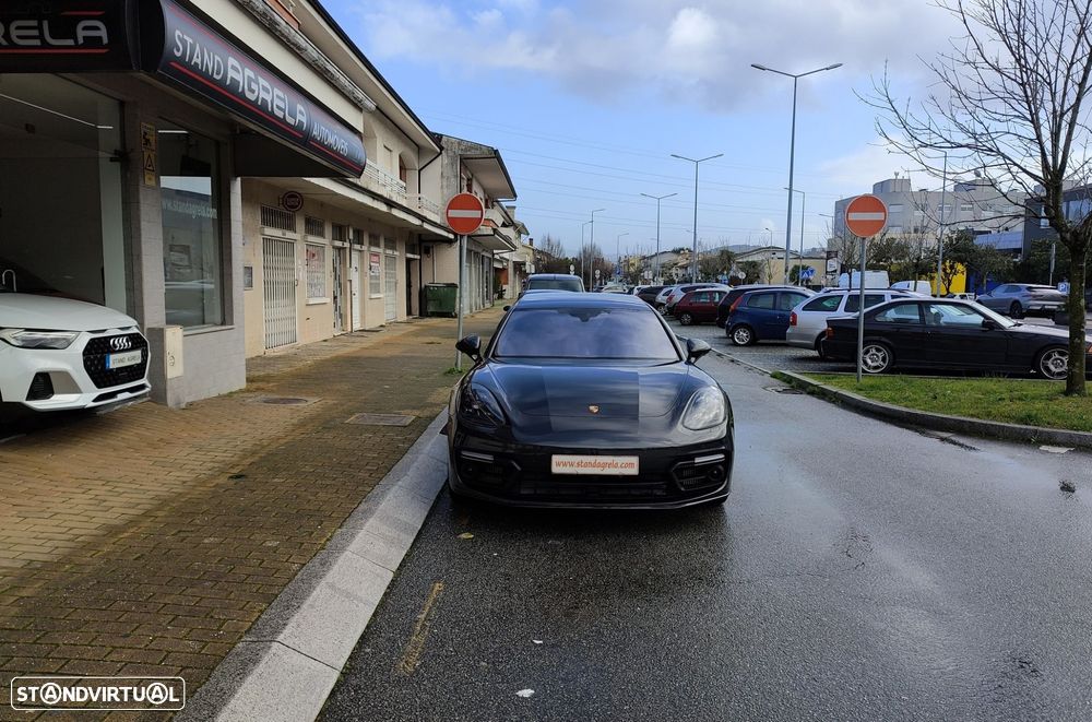 Porsche Panamera Sport Turismo 4 E-Hybrid Platinum Edition - 2