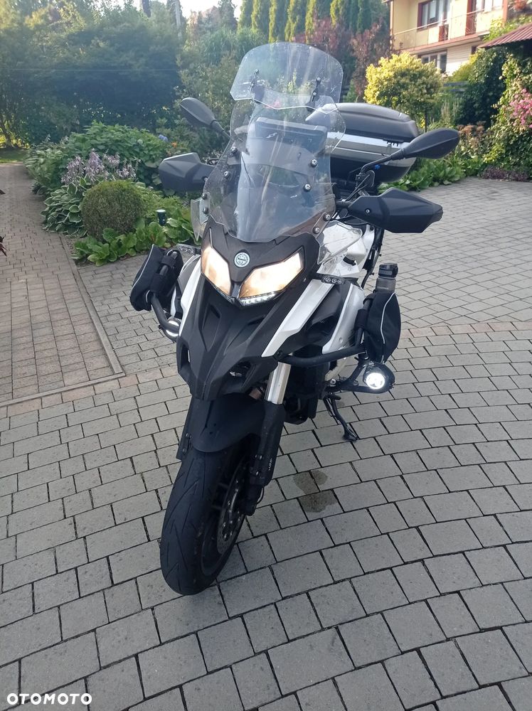 Benelli TRK 502 - 4