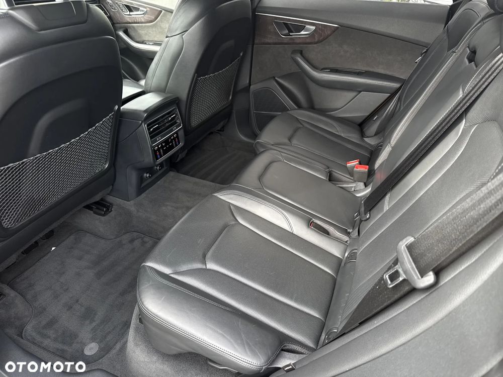Audi Q8 50 TDI mHEV Quattro Tiptronic - 13