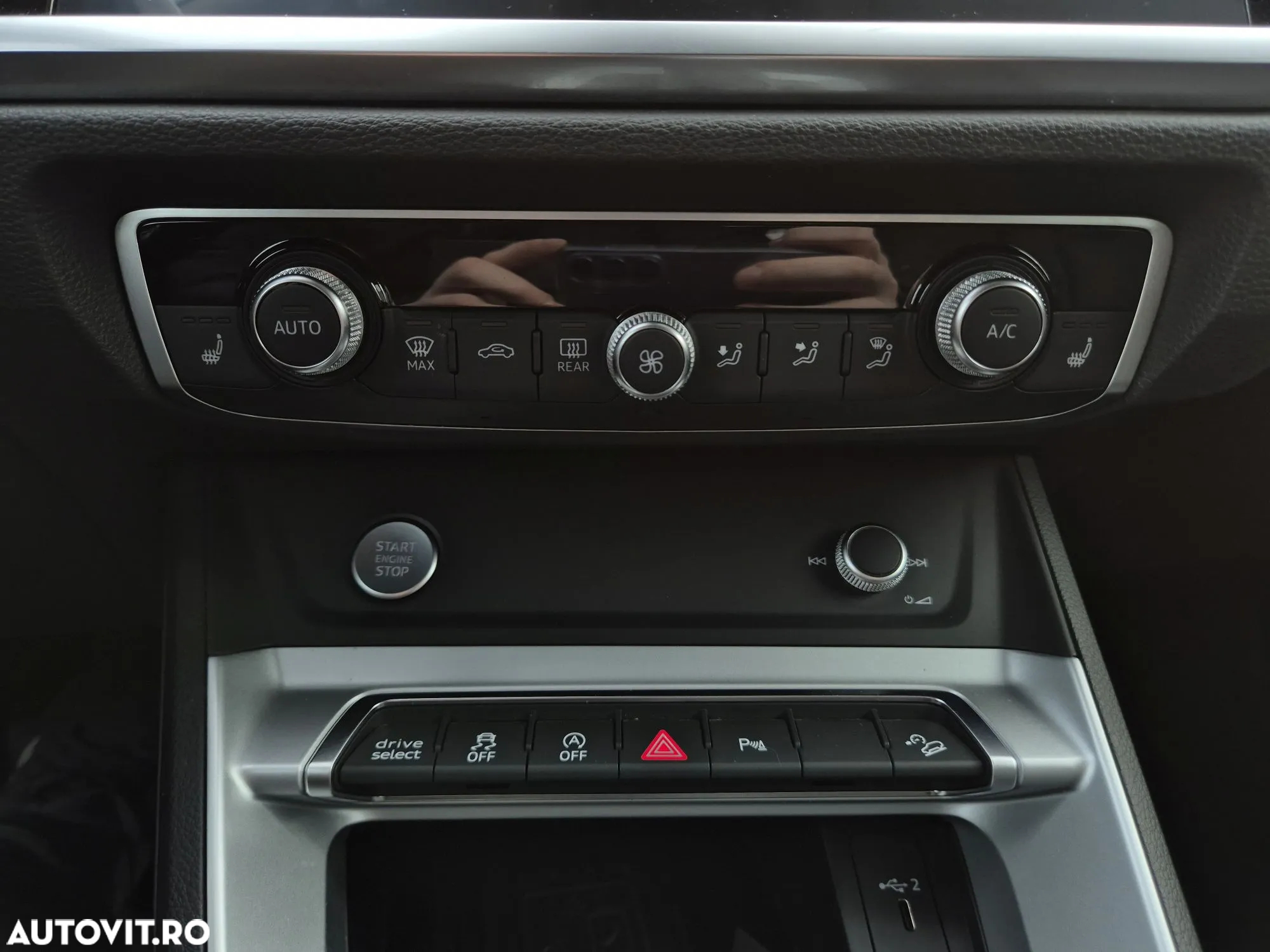 Audi Q3 2.0 40 TDI S tronic quattro Advanced - 34