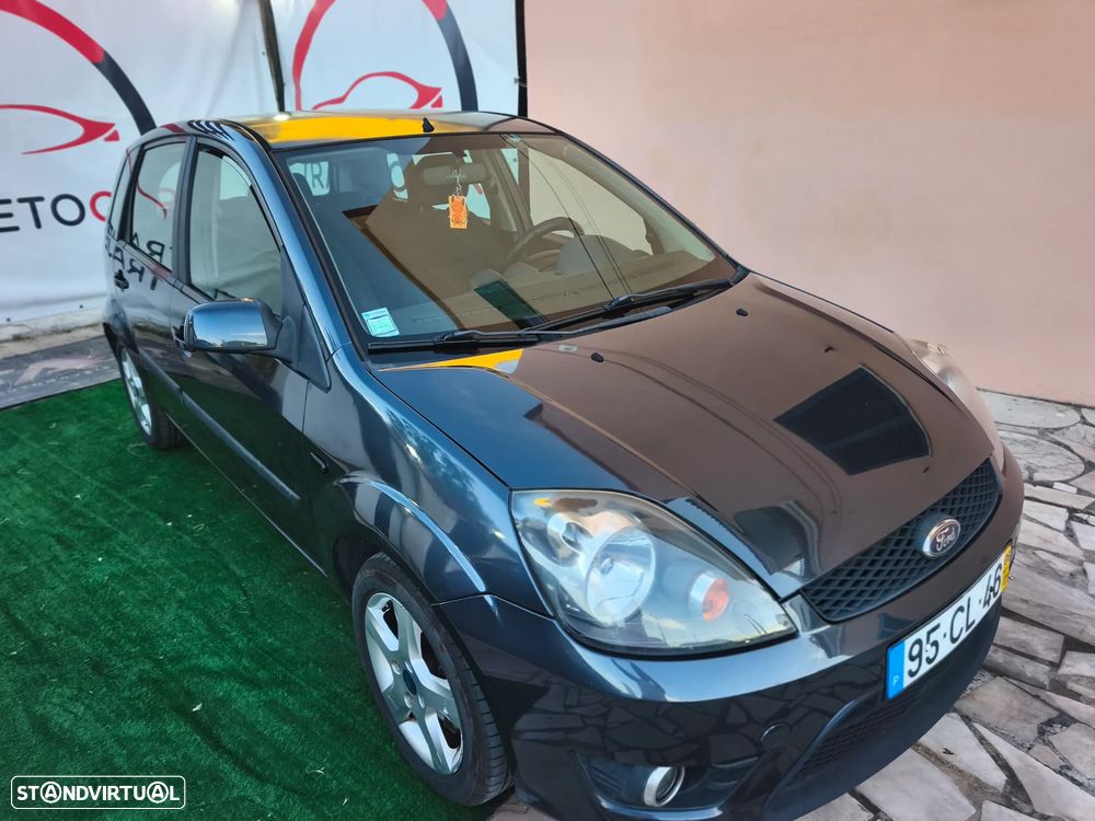 Ford Fiesta 1.25 First Edition - 32