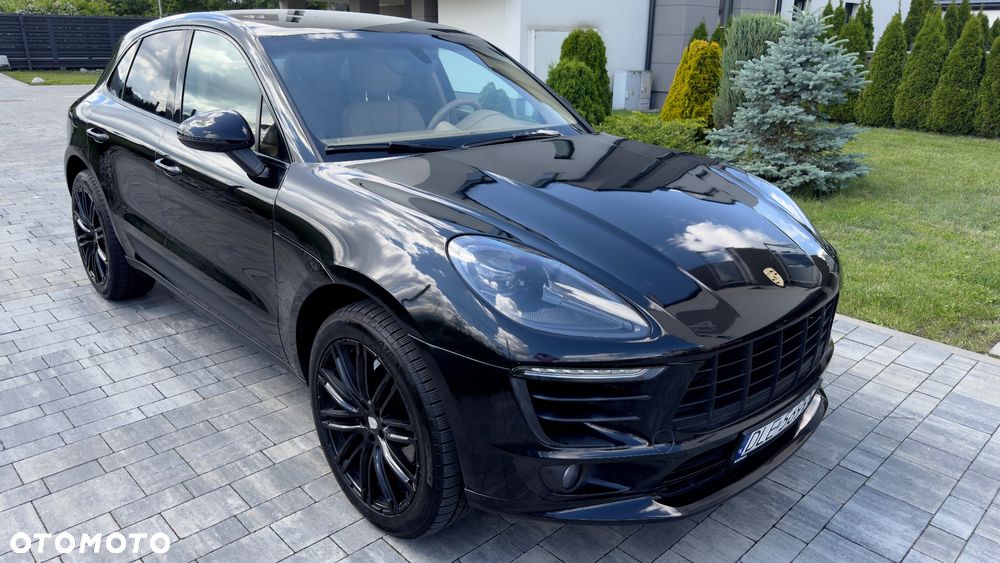 Porsche Macan - 1