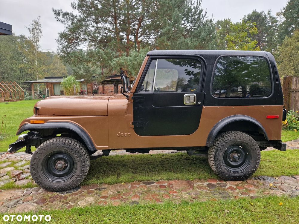 Jeep CJ - 3