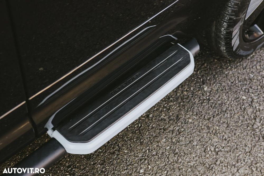 Land Rover Defender 110 3.0 P400 MHEV X - 7