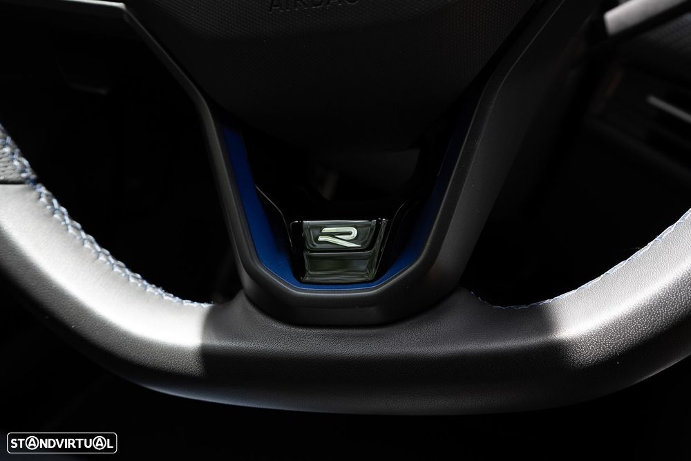 VW Golf 2.0 TSI R DSG - 25