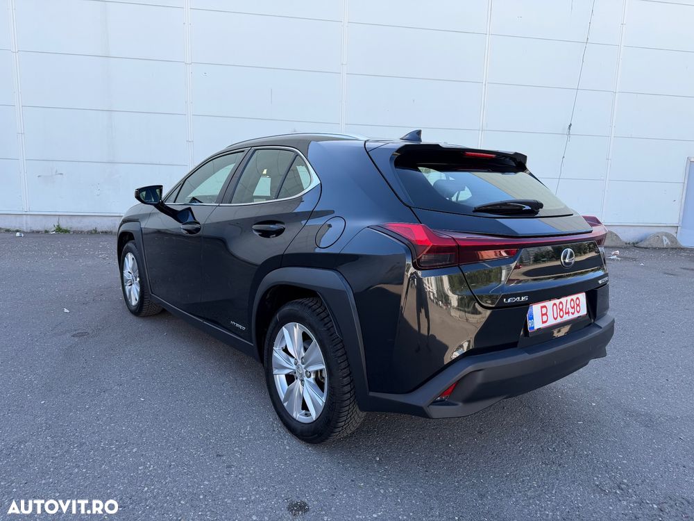 Lexus UX 250h Business Edition - 5