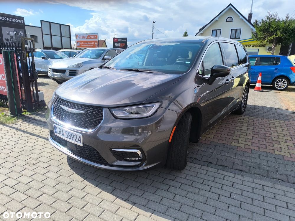 Chrysler Pacifica - 6
