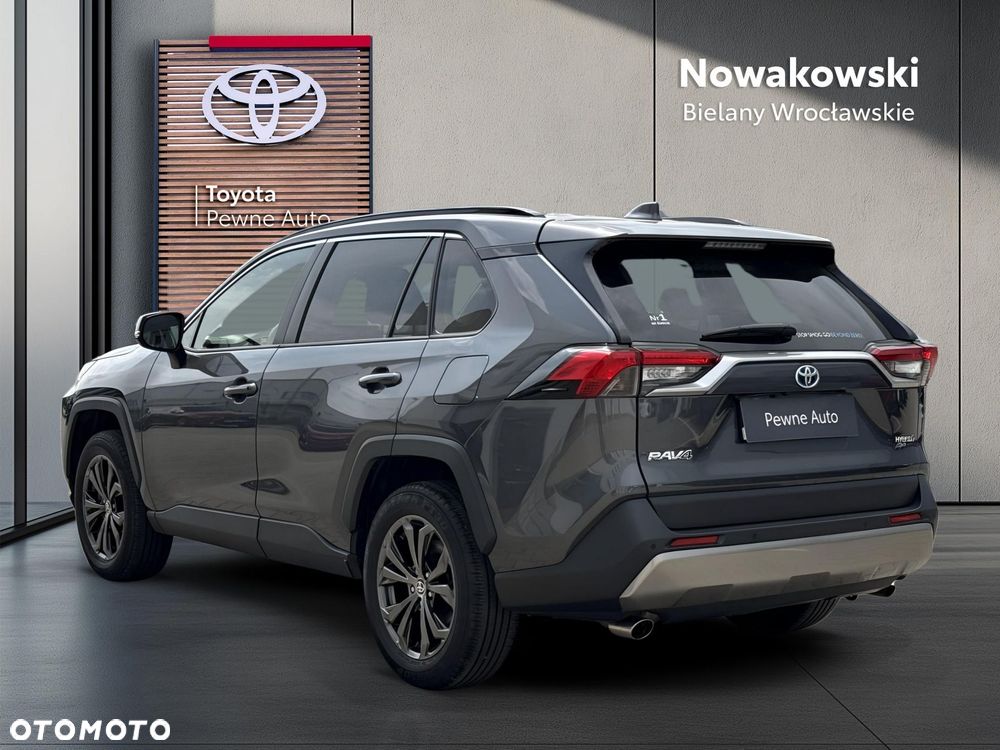 Toyota RAV4 - 2