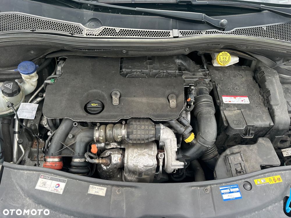 Peugeot 2008 e-HDi FAP 92 STOP & START Active - 26
