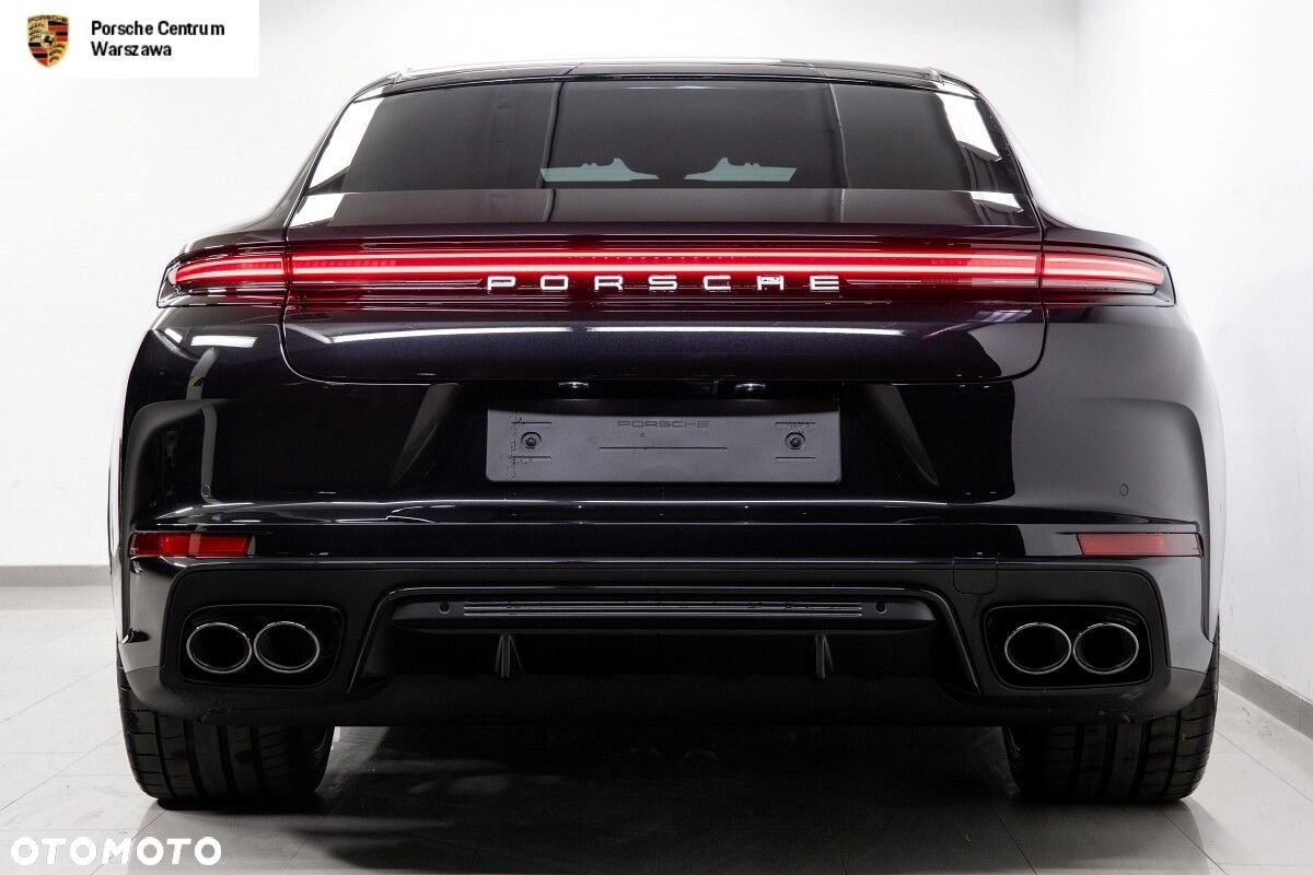 Porsche Panamera - 4
