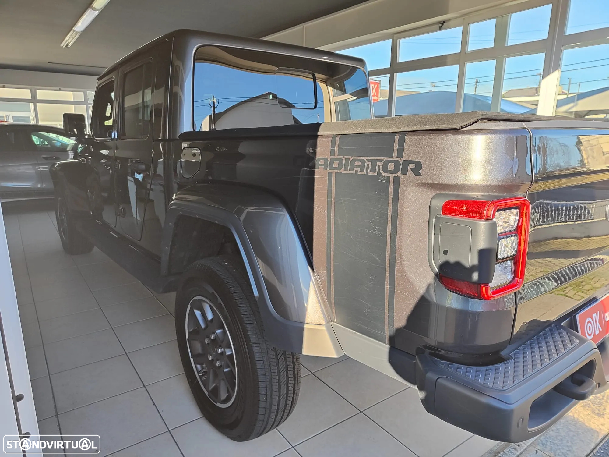 Jeep Gladiator 3.0 CRD Overland AT8 - 8