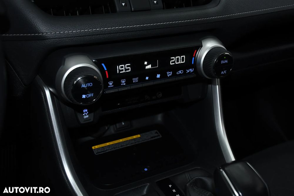 Toyota RAV4 2.5 4x4 Comfort - 23