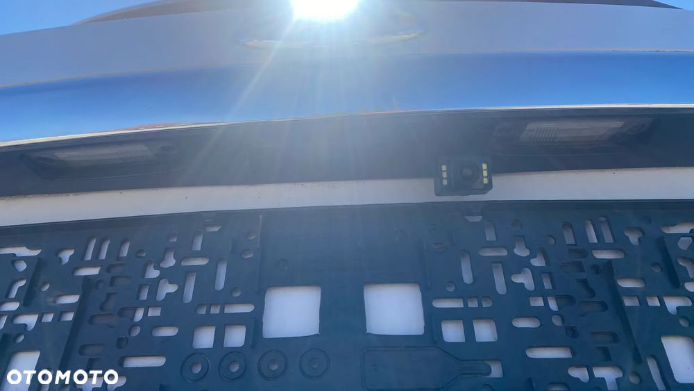 Hyundai i40 Kombi blue 1.6 Family+ - 22