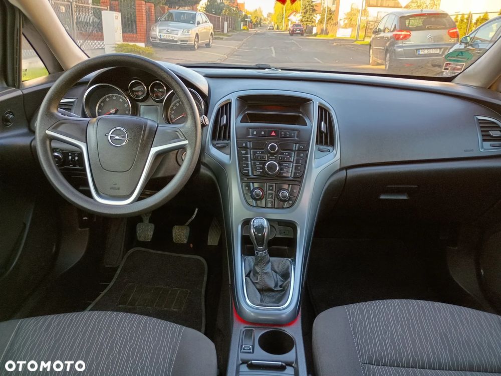 Opel Astra 1.4 ecoFLEX - 24