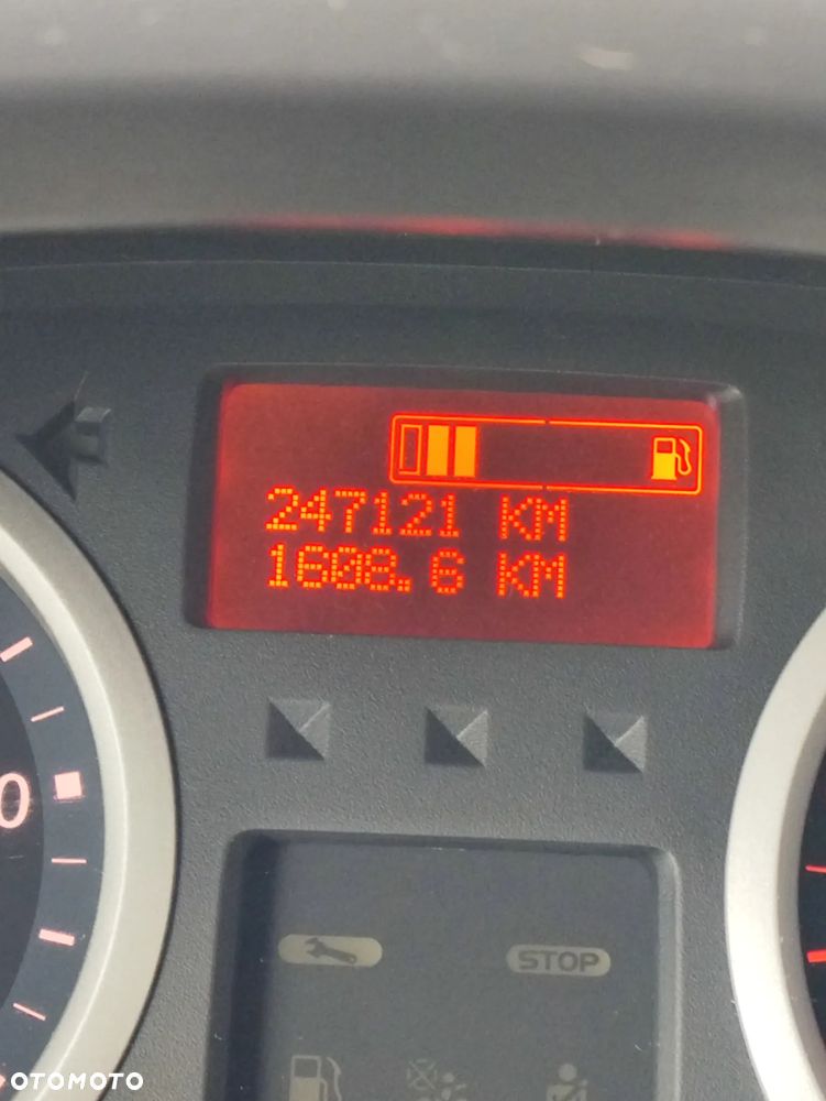 Nissan Primastar - 11