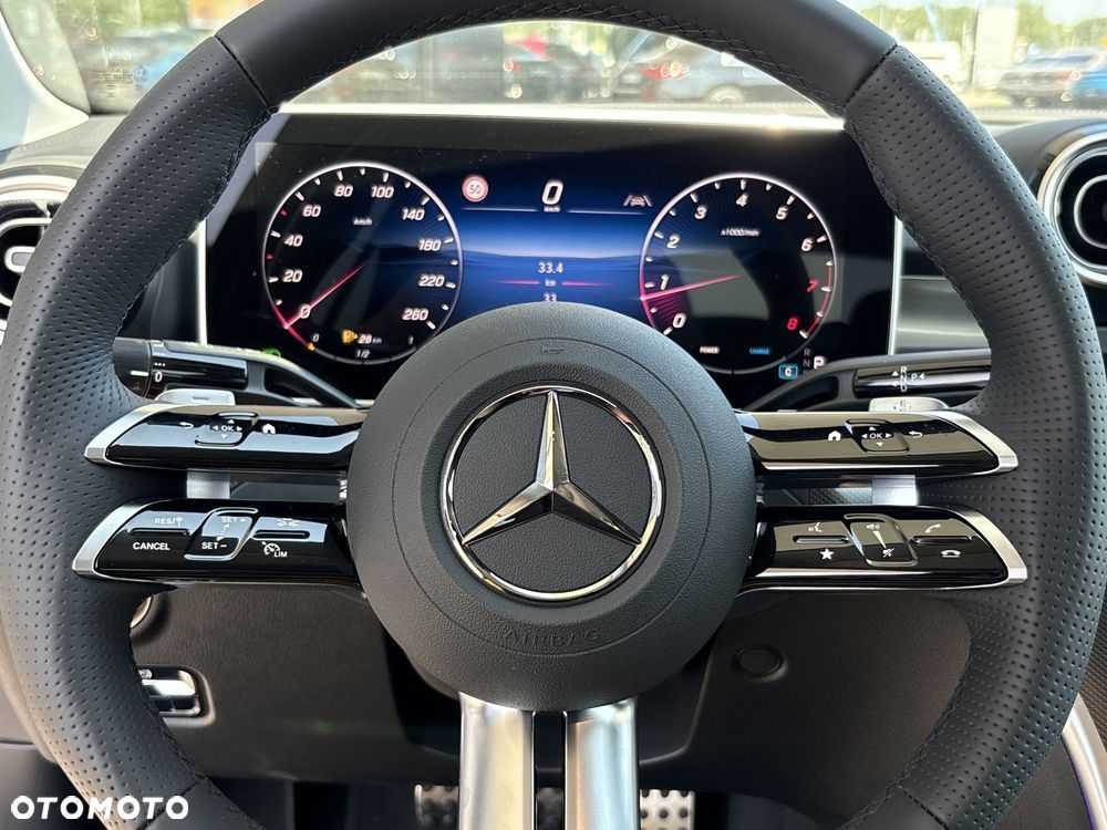 Mercedes-Benz Klasa C 200 mHEV 4-Matic AMG - 16