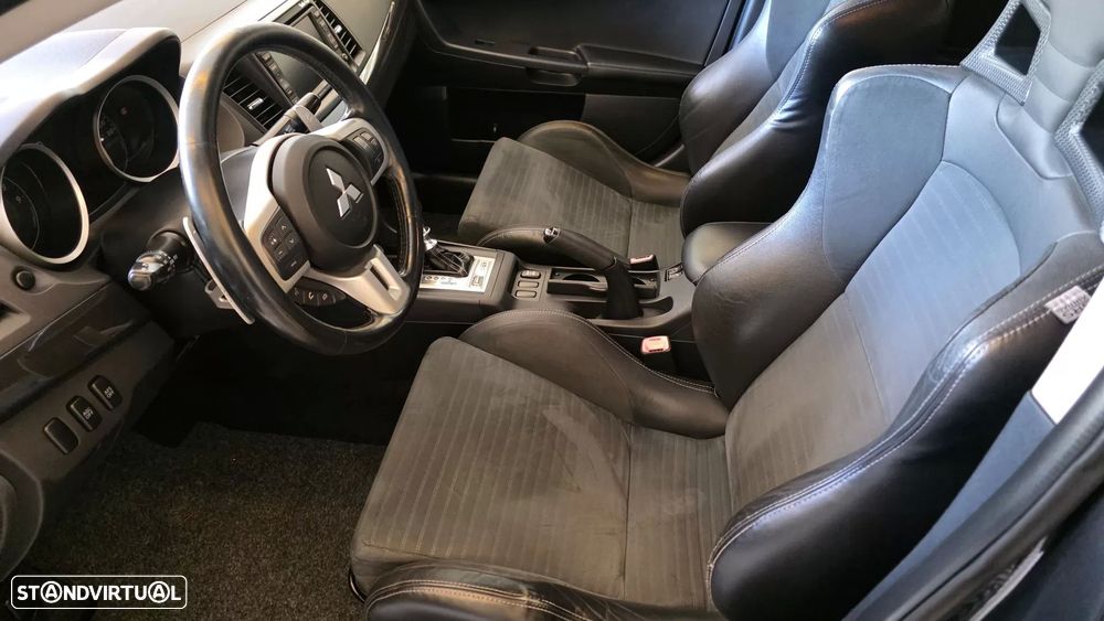 Mitsubishi Lancer Evolution IX 2.0 MR TC-SST - 6