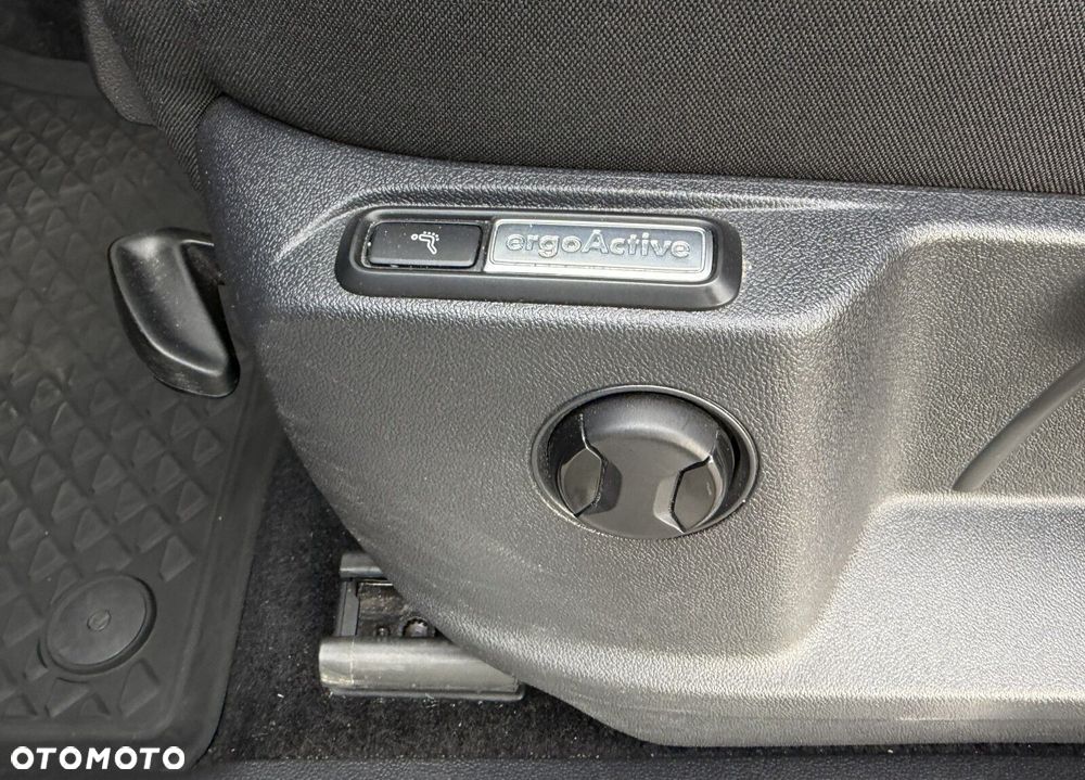 Volkswagen Tiguan Allspace 2.0 TDI 4Mot Elegance DSG - 24