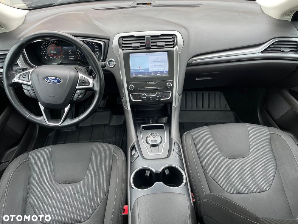 Ford Mondeo - 10