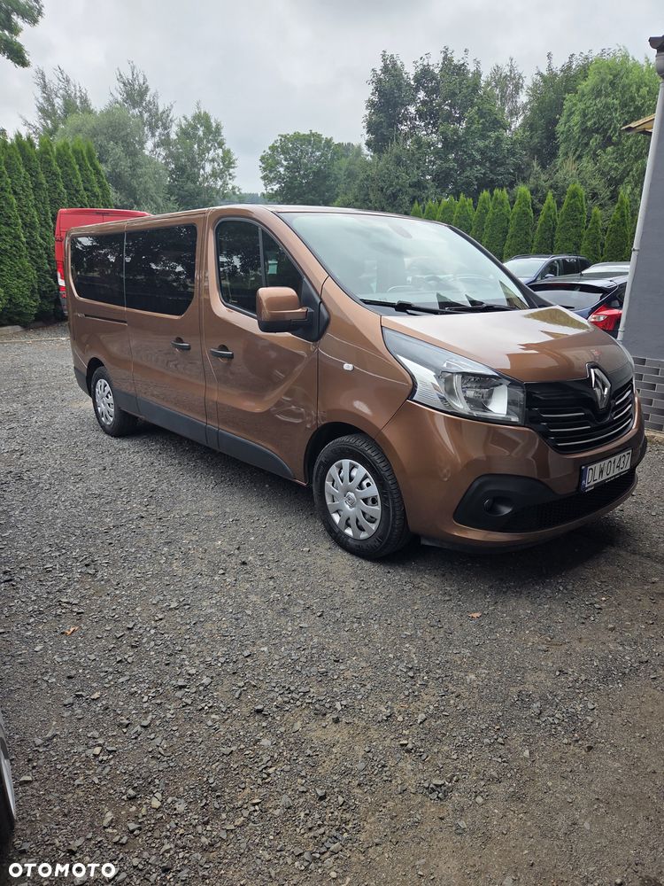 Renault Trafic 2017 photo 4