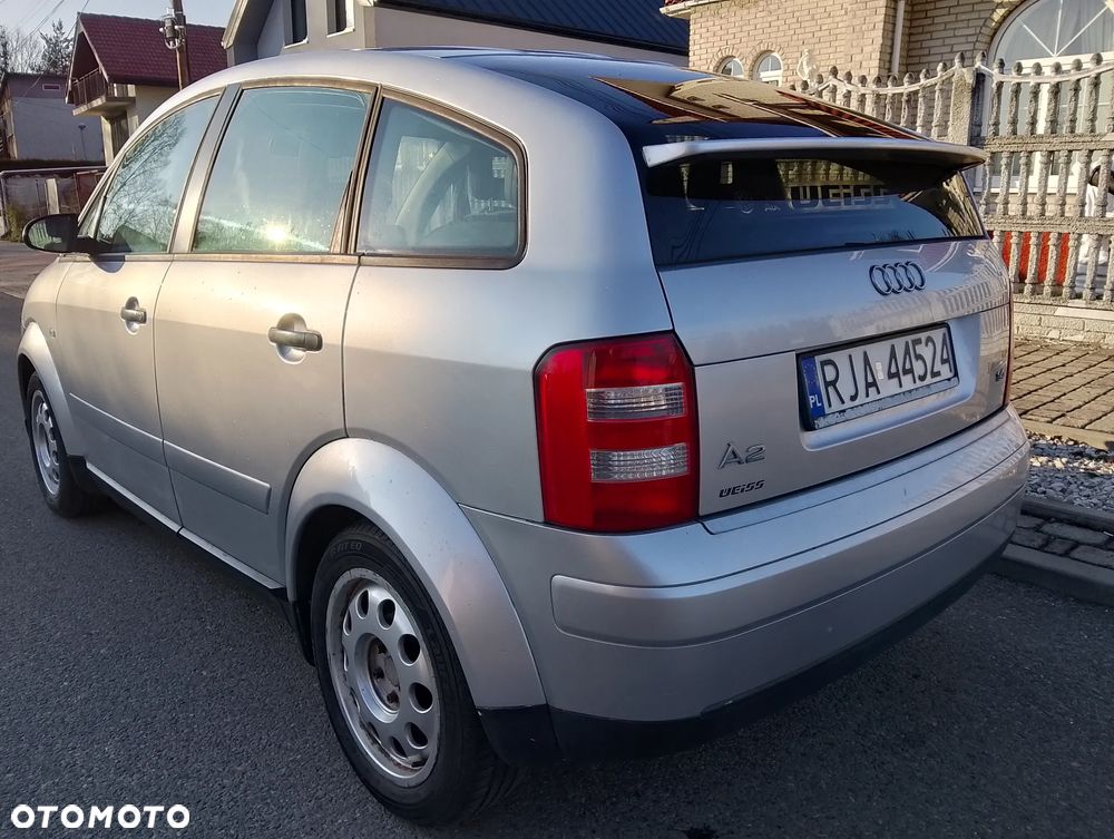 Audi A2 - 8