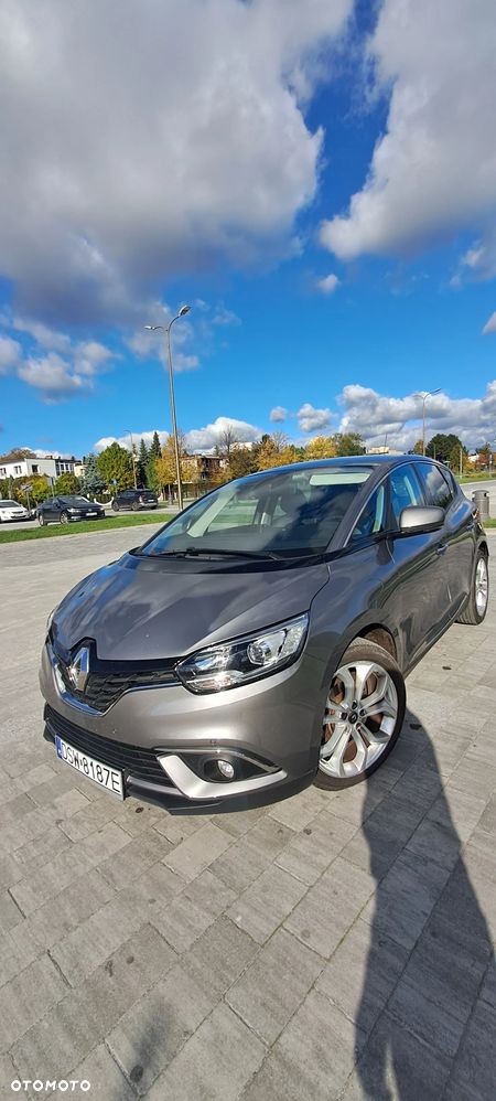 Renault Scenic - 1
