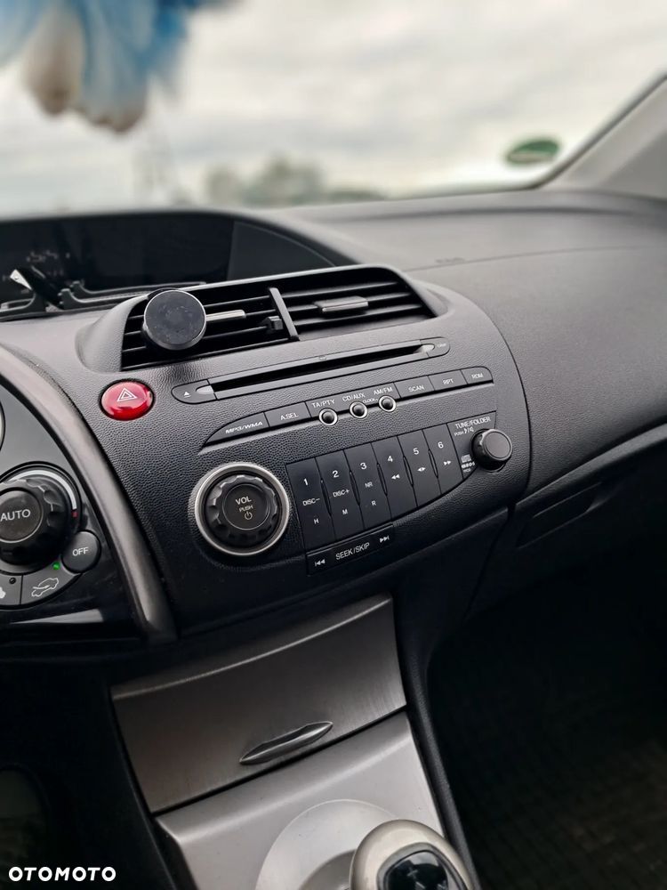 Honda Civic 1.8 Executive - 1