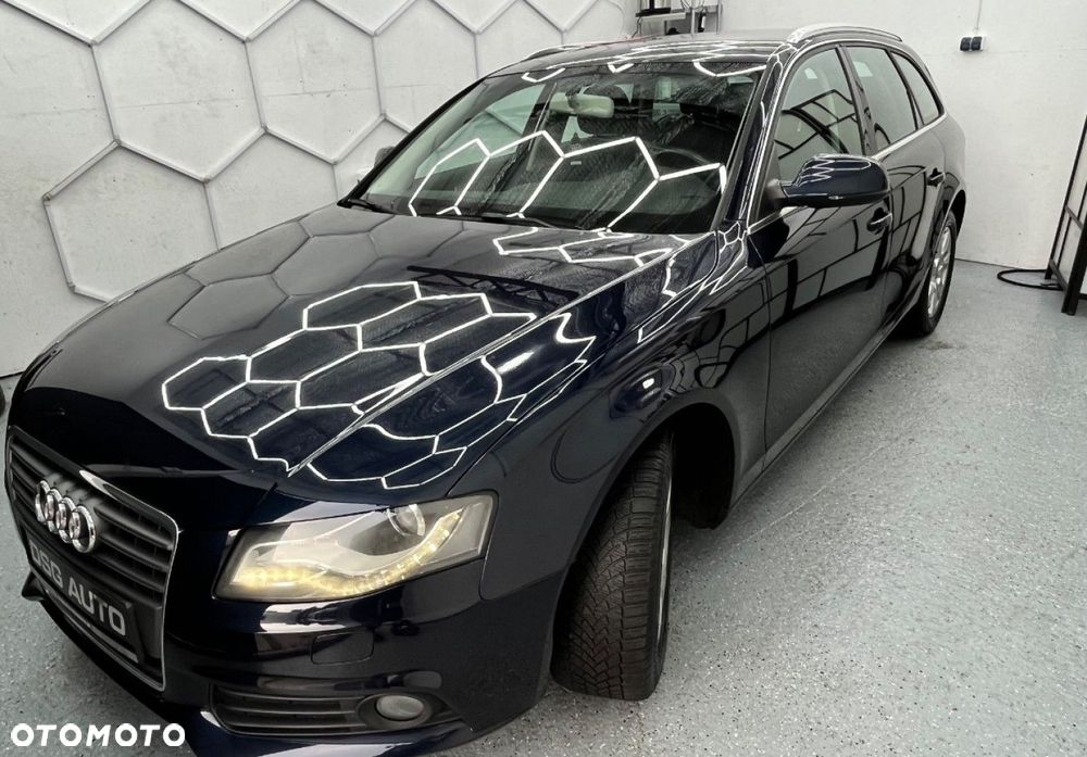 Audi A4 Avant - 5
