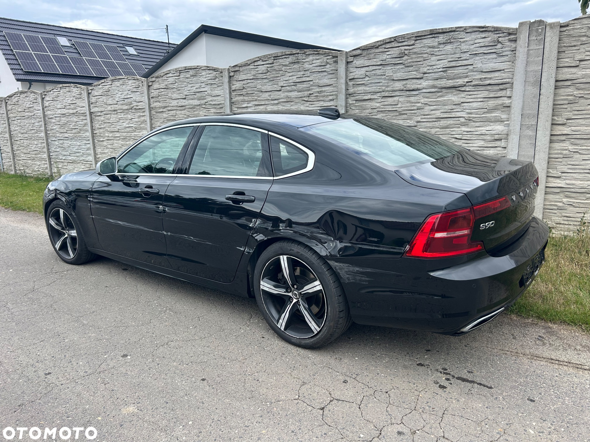 Volvo S90 D5 SCR AWD R-Design - 4