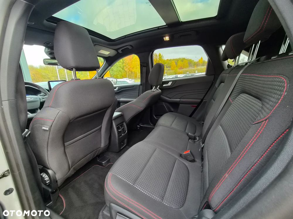 Ford Kuga 2.5P PHEV FWD ST-Line X - 24