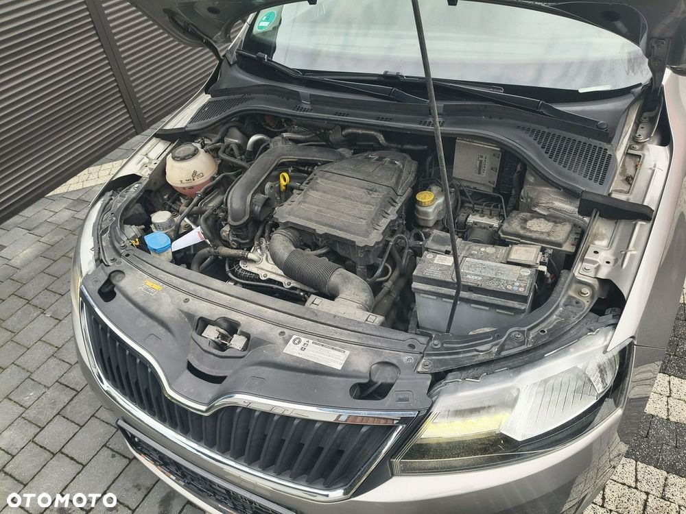 Skoda RAPID - 32