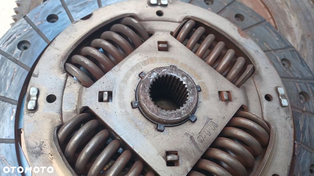 Koło dwumasowe sztywne vw audi  1.6 tdi - 8