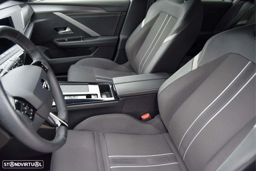 Opel Astra 1.2 T GS Line Aut. - 10